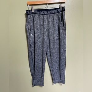 Under Armour Cropped Sweat Pants, Size M‎